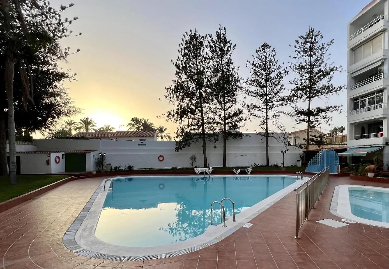 Yumbo Sunset Suite Tanife - 50M From Yumbo Playa del Ingles  0*, Playa del Ingles (Gran Canaria)